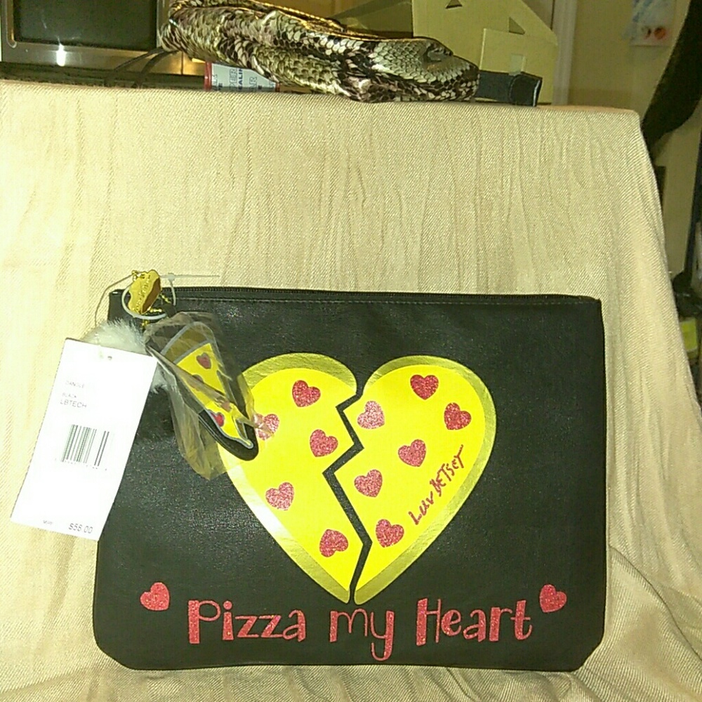 Betset johnson - Picture 3 of 6